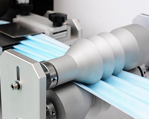 Semi-Auto Disposable Face Mask Making Machine